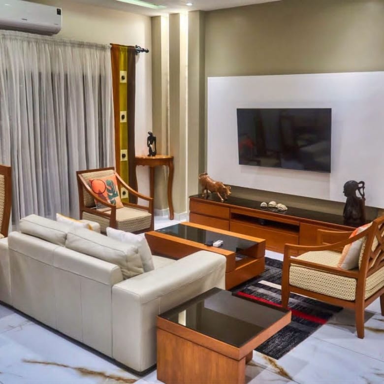 Appartement meublé avec piscine à Fidjrossè Plage 9