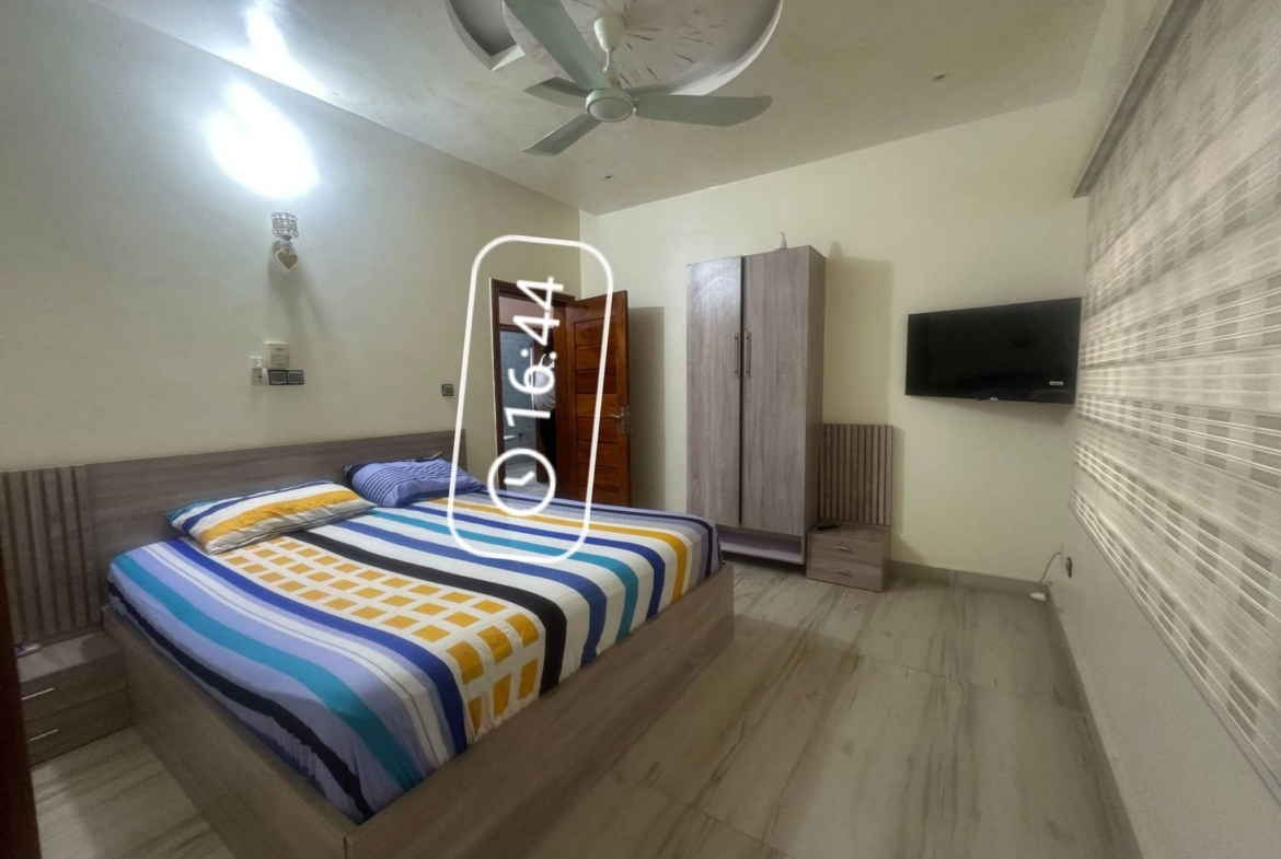 Appartement meublé avec terrasse à Fidjrossè Plage 13