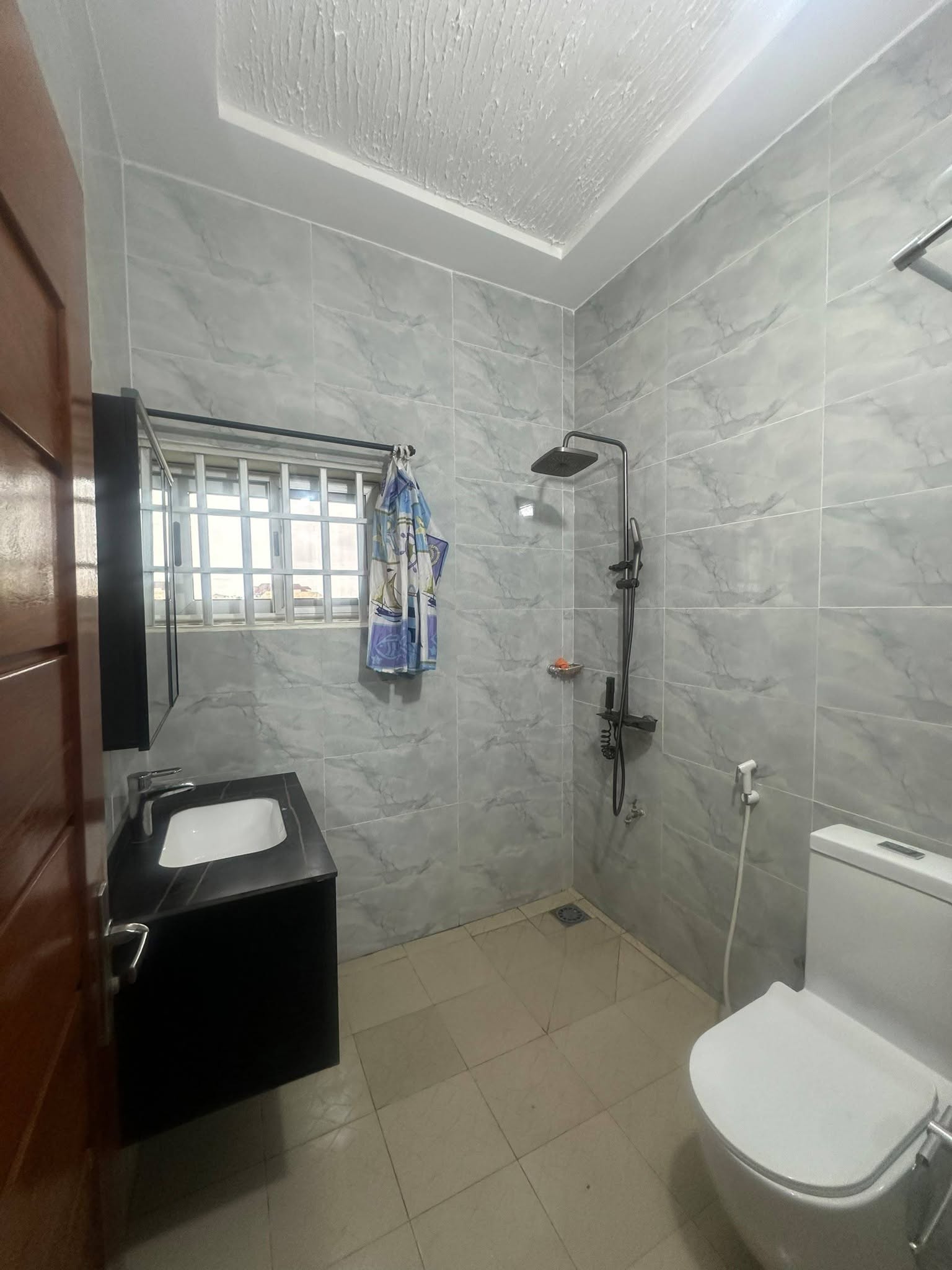 Appartement meublé avec terrasse à Fidjrossè Plage 16