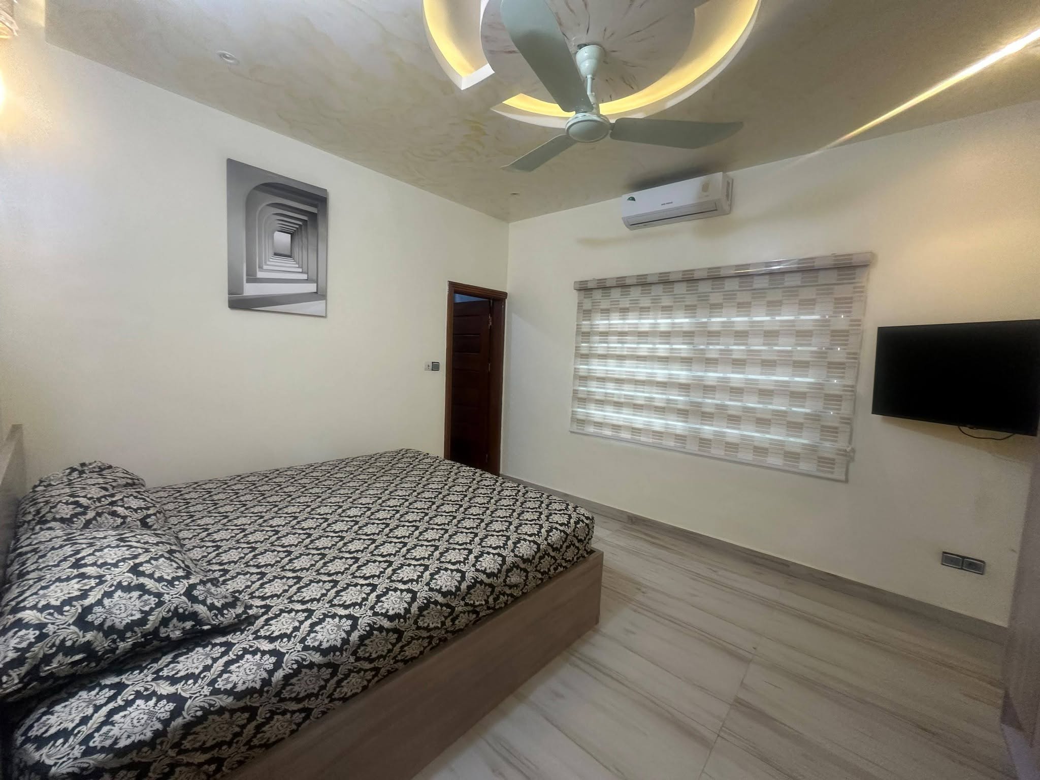 Appartement meublé avec terrasse à Fidjrossè Plage 8