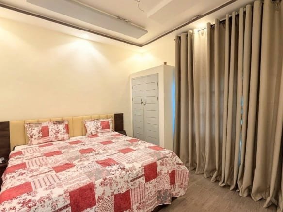 Appartement meublé avec vue mer à Fidjrossè Route des Pêches 3
