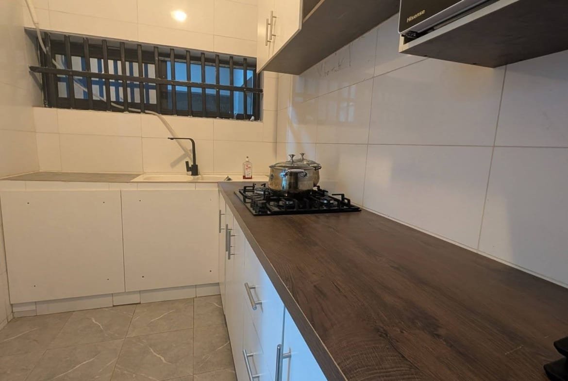 Appartement meublé avec vue mer à Fidjrossè Route des Pêches 8