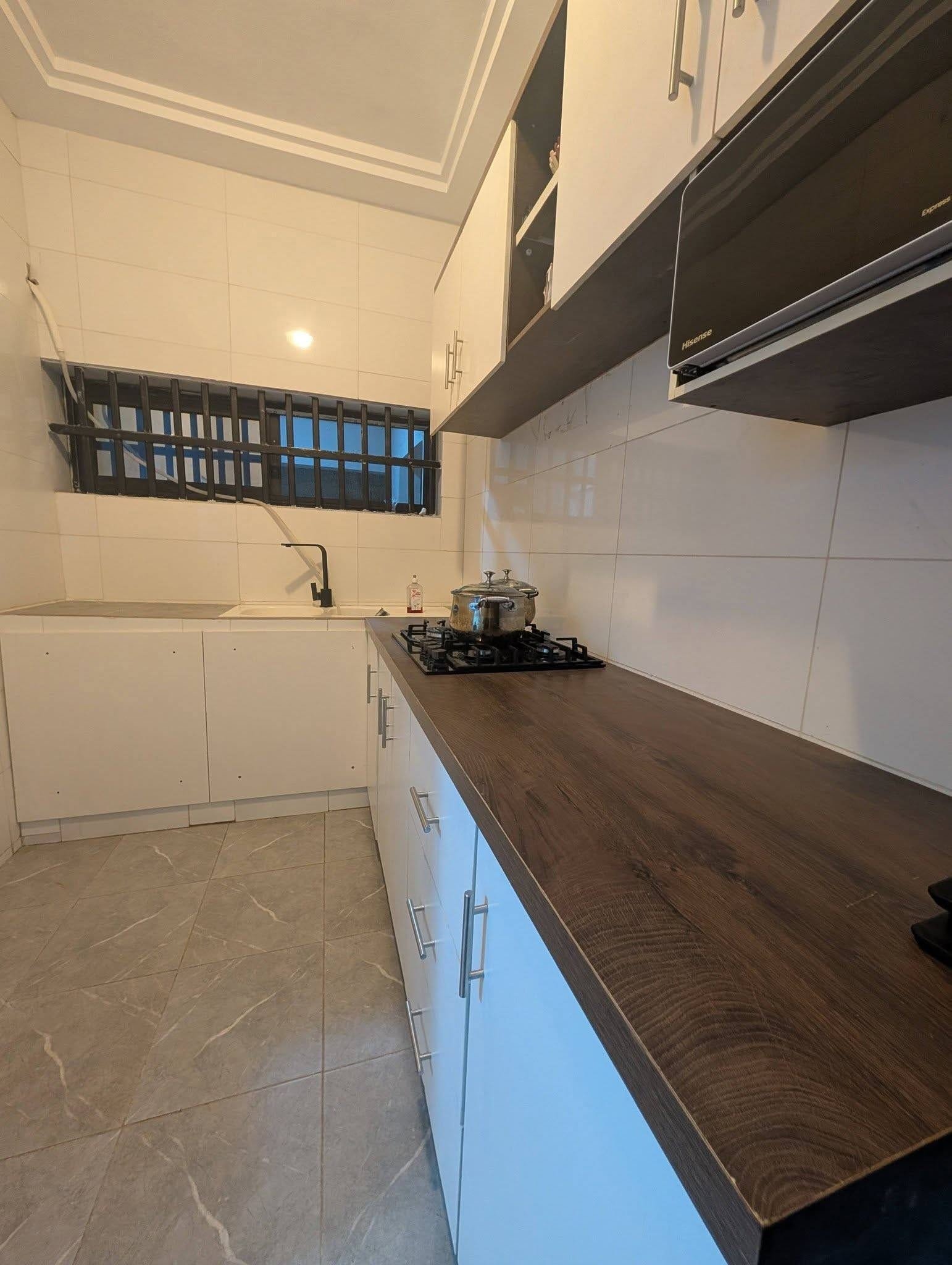 Appartement meublé avec vue mer à Fidjrossè Route des Pêches 8