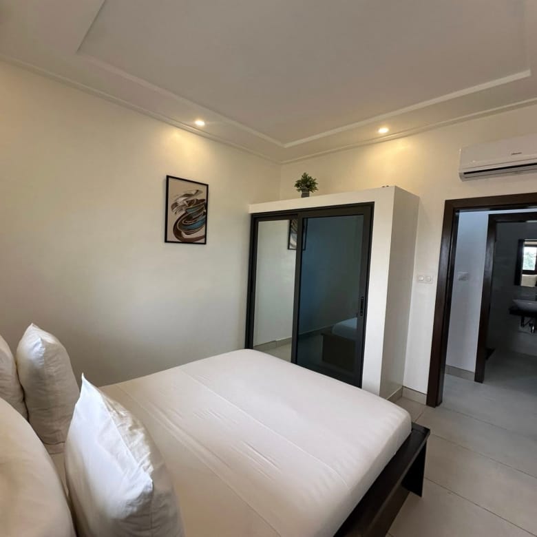 Appartement meublé avec vue sur la mer à Fidjrossè Plage 5