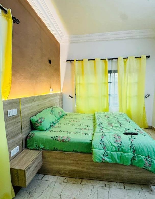 Appartement meublé de 2 chambres à Calavi Itta 8