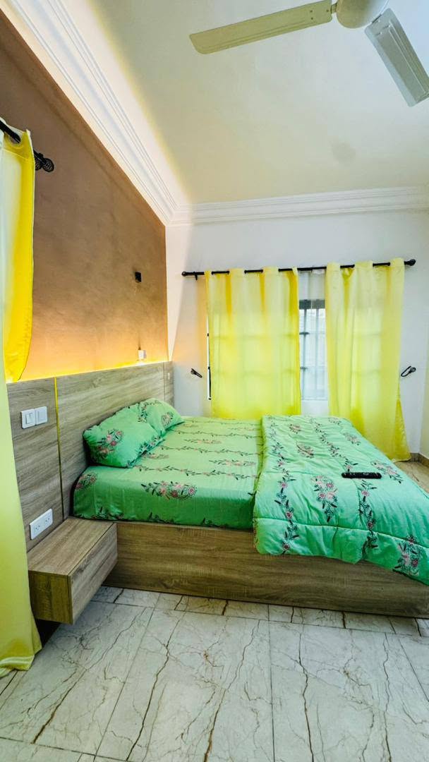 Appartement meublé de 2 chambres à Calavi Itta 8