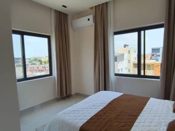 Appartement meublé de luxe avec rooftop à la Haie Vive 10