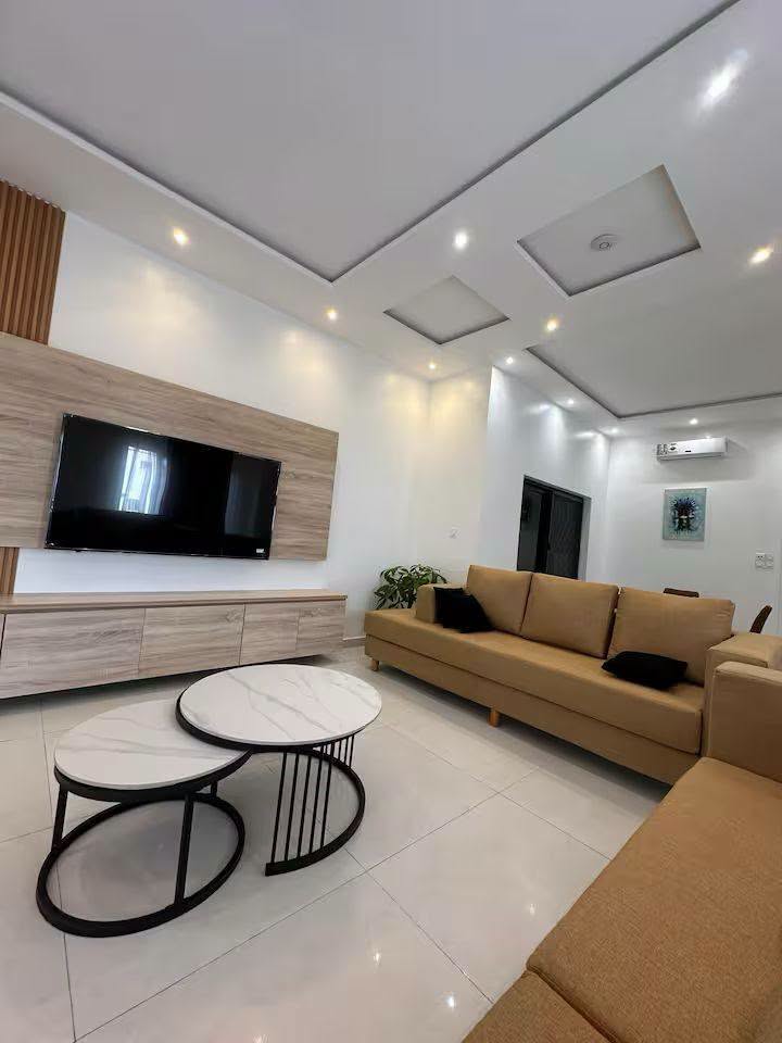 Appartement meublé neuf à Fidjrossè Akogbato 12