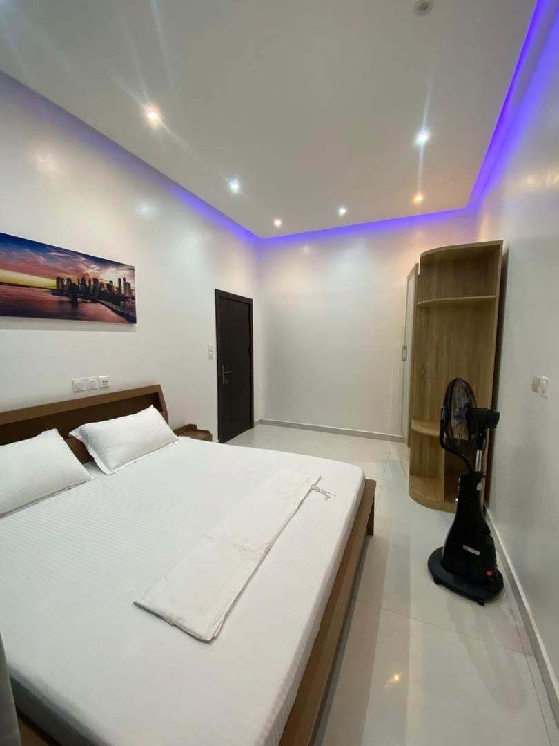 Appartement meublé neuf à Fidjrossè Akogbato 14