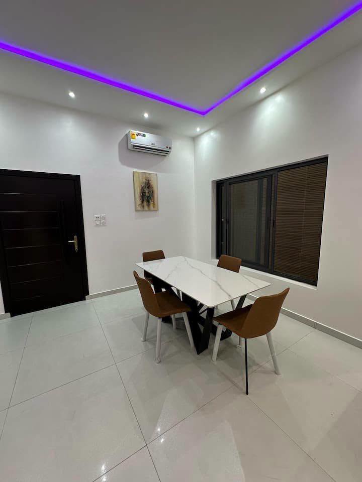 Appartement meublé neuf à Fidjrossè Akogbato 23