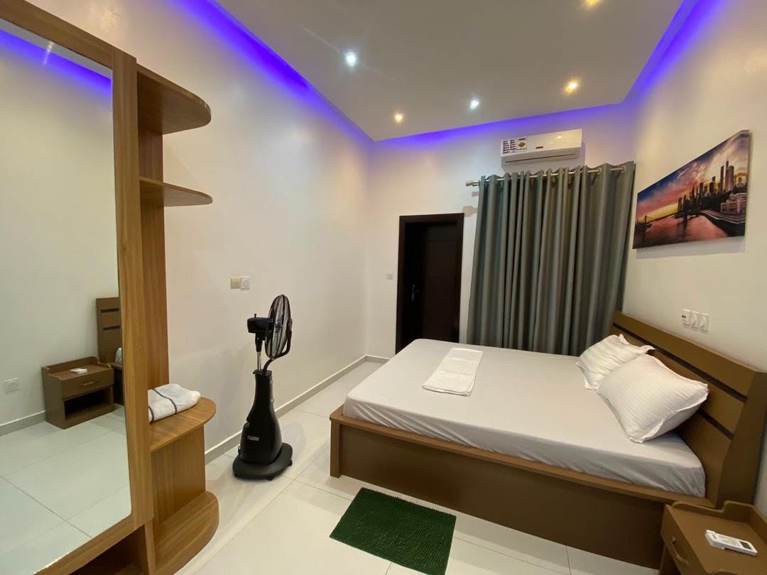 Appartement meublé neuf à Fidjrossè Akogbato 5