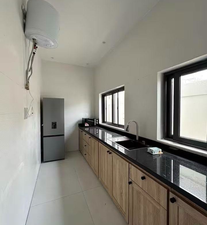 Appartement meublé neuf à Fidjrossè Akogbato 7