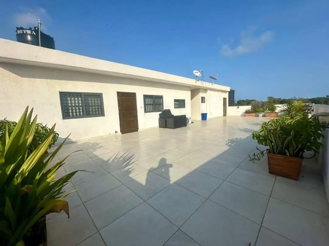 Appartement meublé rooftop à Cadjèhoun 4 Appartement meublé rooftop à Cadjèhoun 4