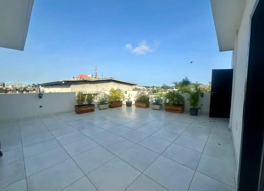 Appartement meublé rooftop à Cadjèhoun 8