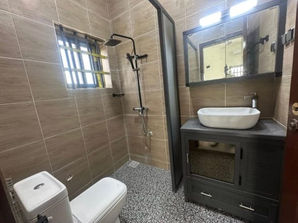 Appartement neuf avec vue mer à Fidjrossè Plage 6
