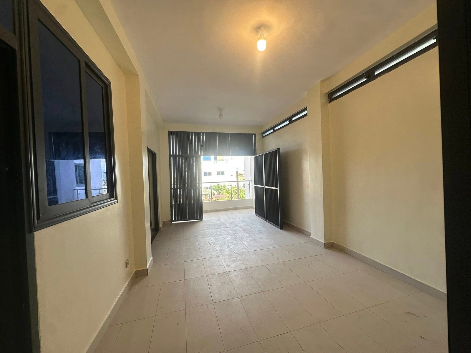 Appartement neuf avec vue mer à Fidjrossè Plage 8