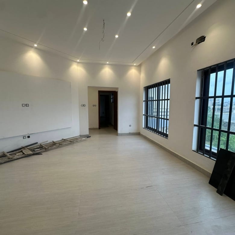 Appartement neuf de 3 chambres à Fidjrossè Akogbato 18