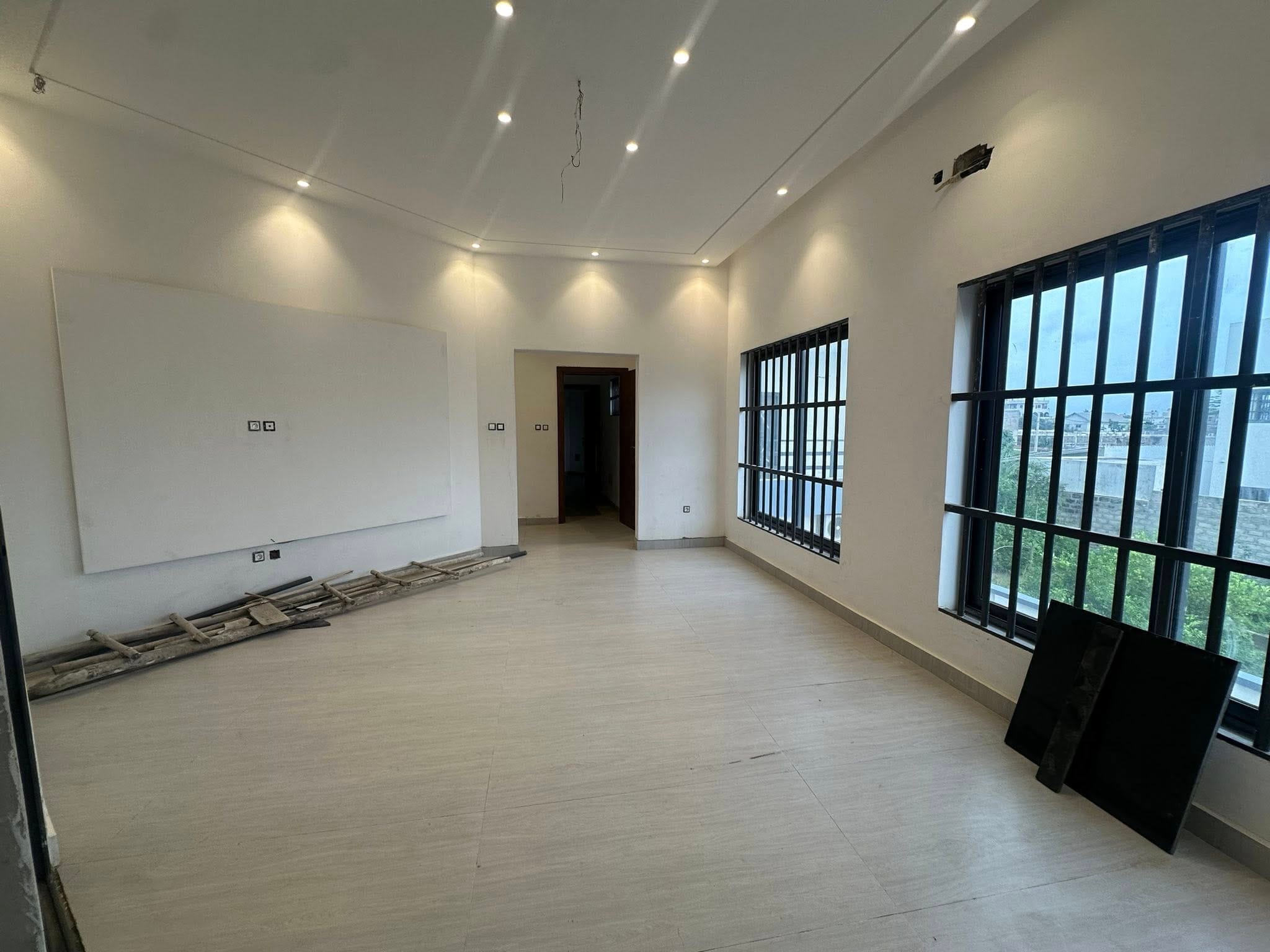 Appartement neuf de 3 chambres à Fidjrossè Akogbato 18 Appartement neuf de 3 chambres à Fidjrossè Akogbato 18