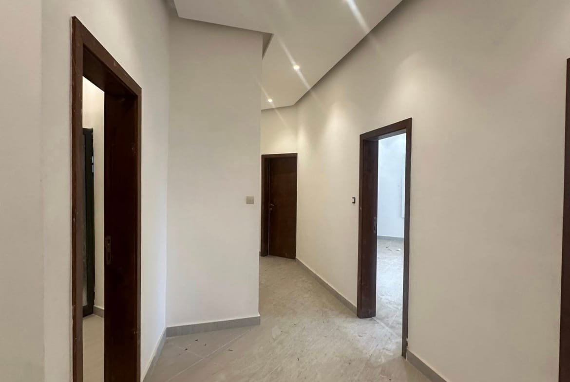 Appartement neuf de 3 chambres à Fidjrossè Akogbato 20