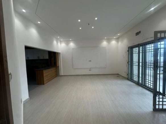 Appartement neuf de 3 chambres à Fidjrossè Akogbato
