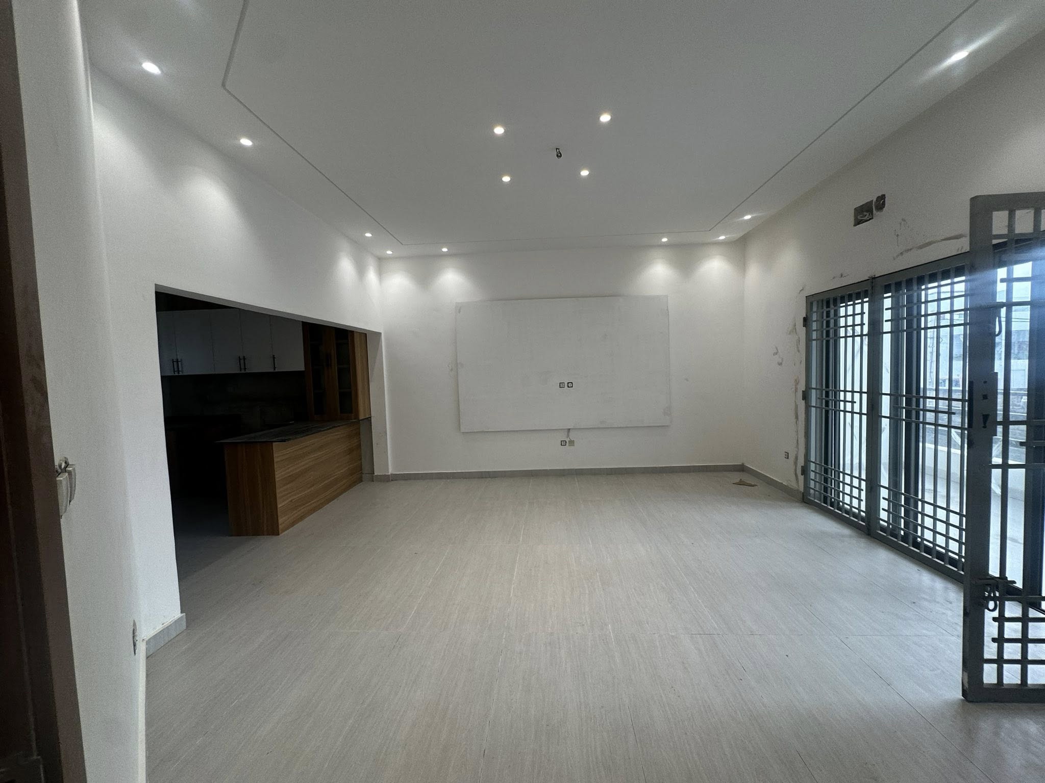 Appartement neuf de 3 chambres à Fidjrossè Akogbato