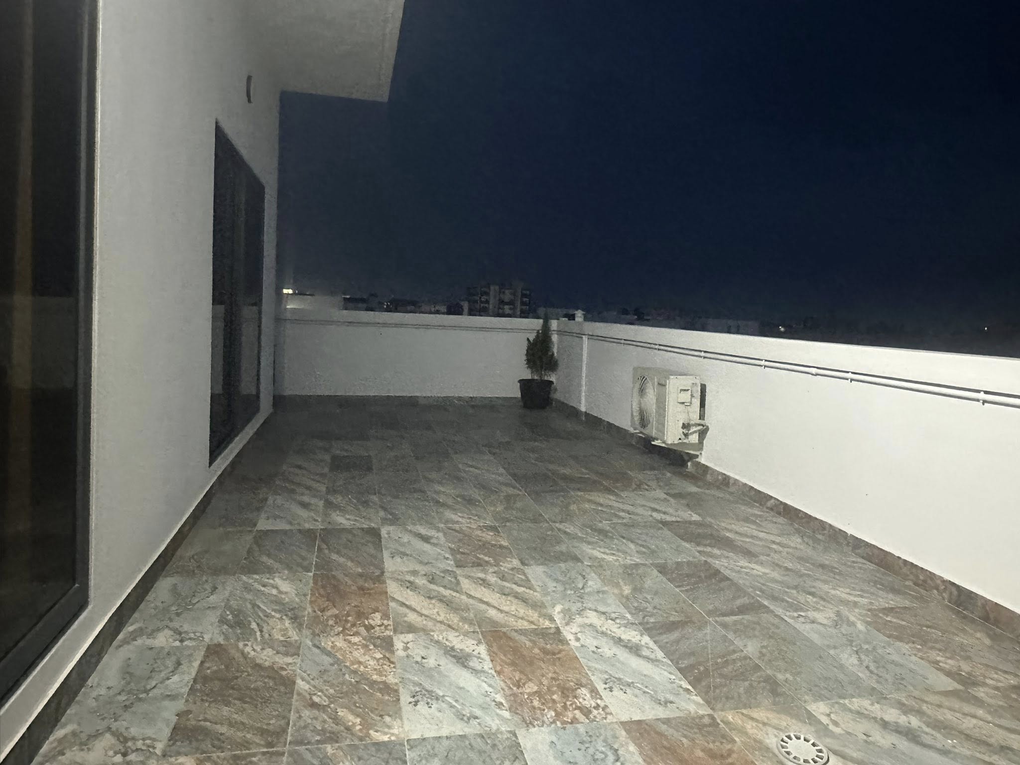 Appartements meublés de standing à Fidjrossè Plage 6