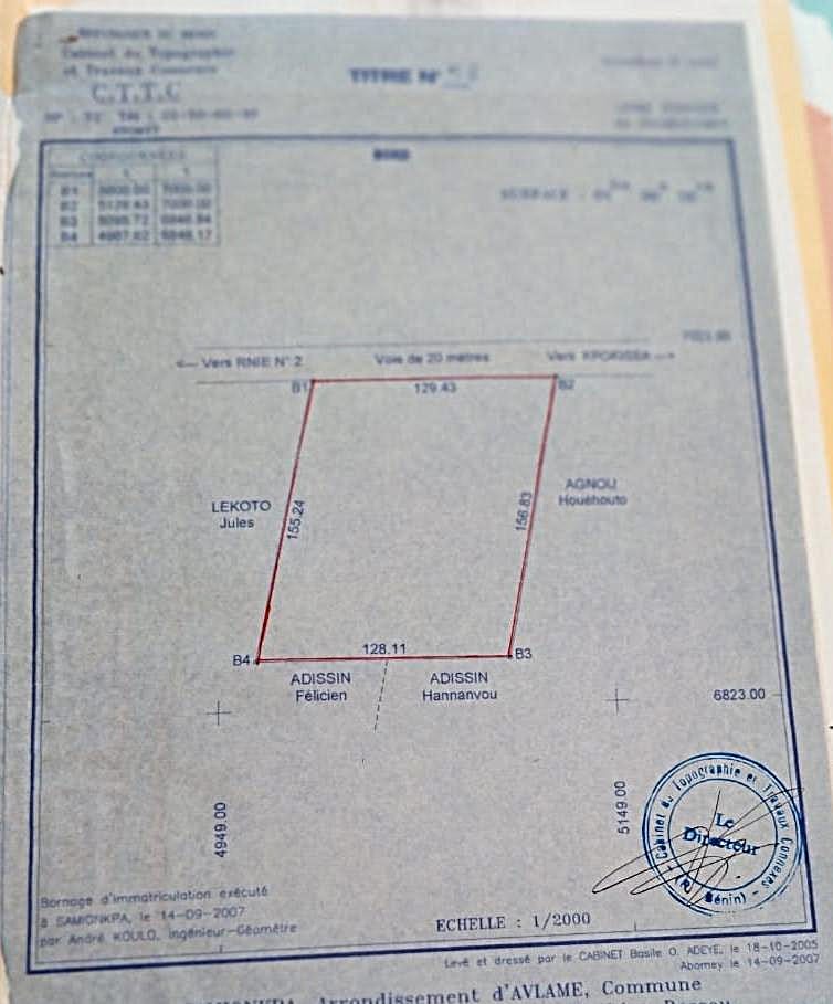 Domaine de 2 hectares avec titre foncier à Zogbodomey