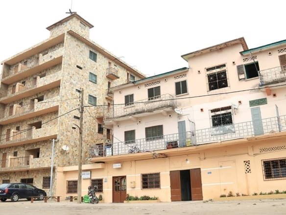 Hôtel à vendre à Cotonou Saint Michel 2