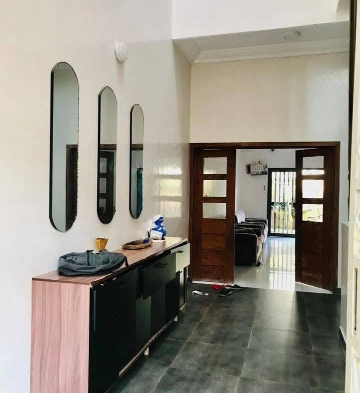 Immeuble R+2 de 8 chambres à Akpakpa Zone des Ambassades 4