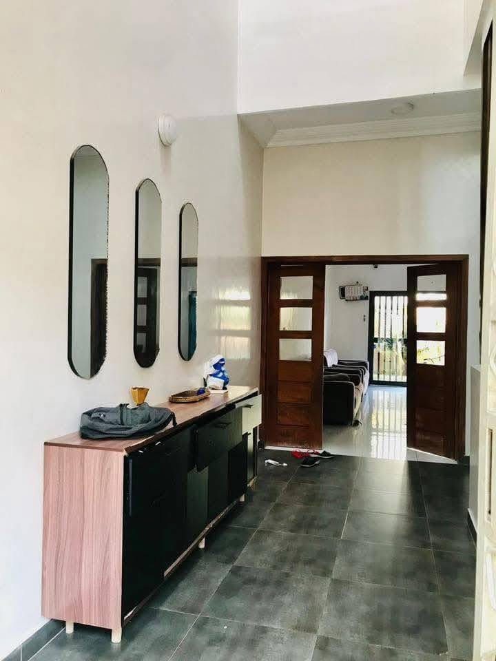 Immeuble R+2 de 8 chambres à Akpakpa Zone des Ambassades 4