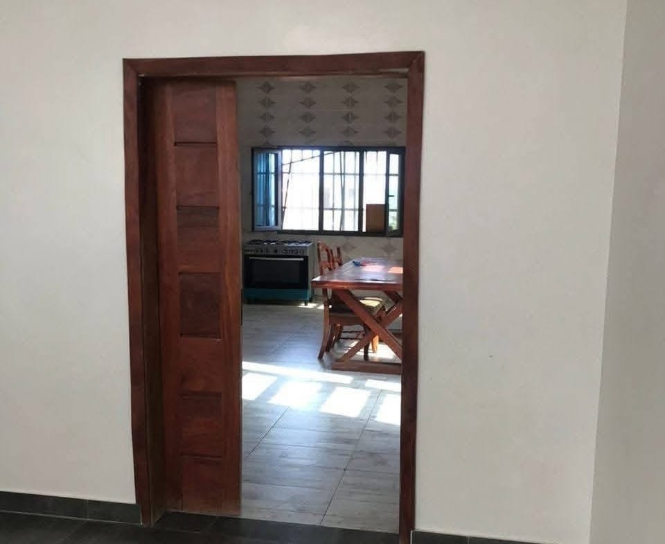Immeuble R+2 de 8 chambres à Akpakpa Zone des Ambassades 5
