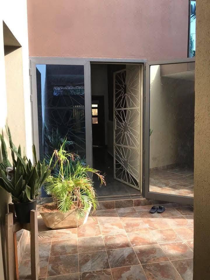 Immeuble R+2 de 8 chambres à Akpakpa Zone des Ambassades 8
