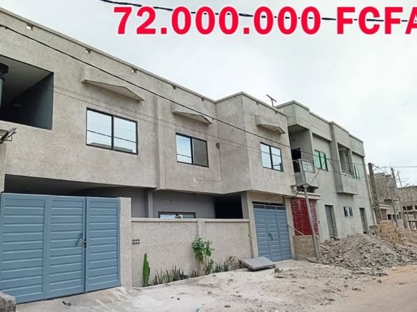 Immeuble locatif à vendre à Agblangandan