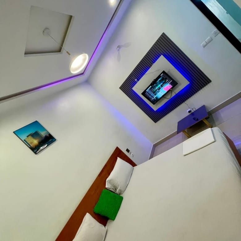 Studio meublé climatisé à Godomey 2