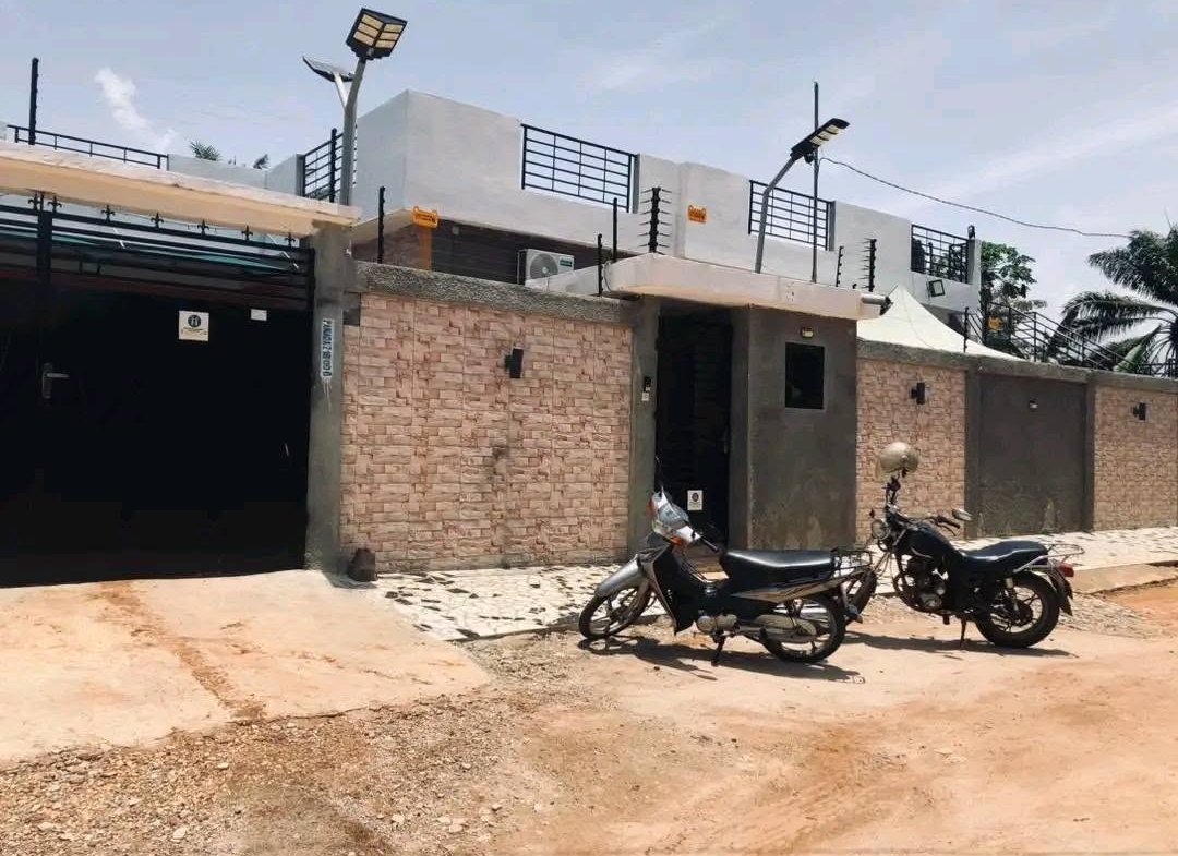Villa 3 chambres à Pahou Adovié