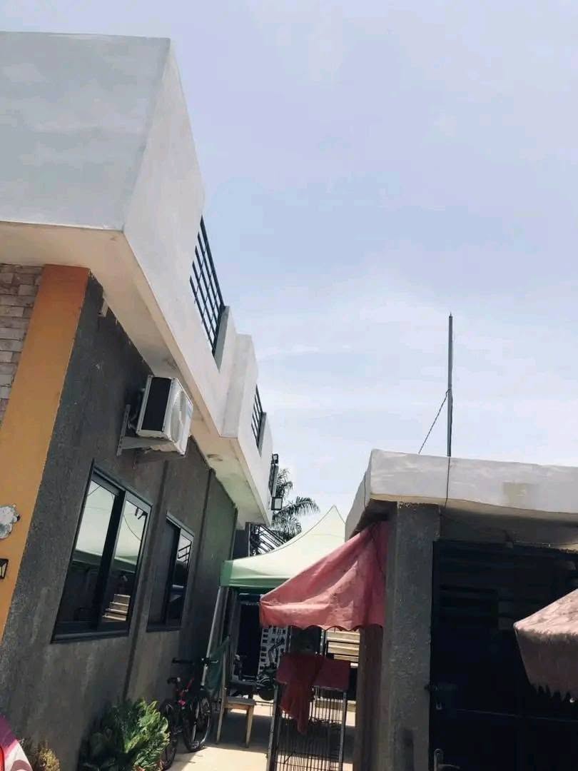 Villa 3 chambres à Pahou Adovié 6