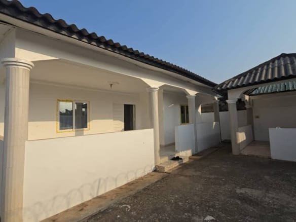 Villa 4 chambres avec titre foncier à Aïtchedji