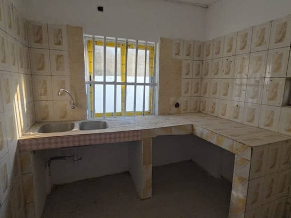 Villa 4 chambres avec titre foncier à Aïtchedji 7