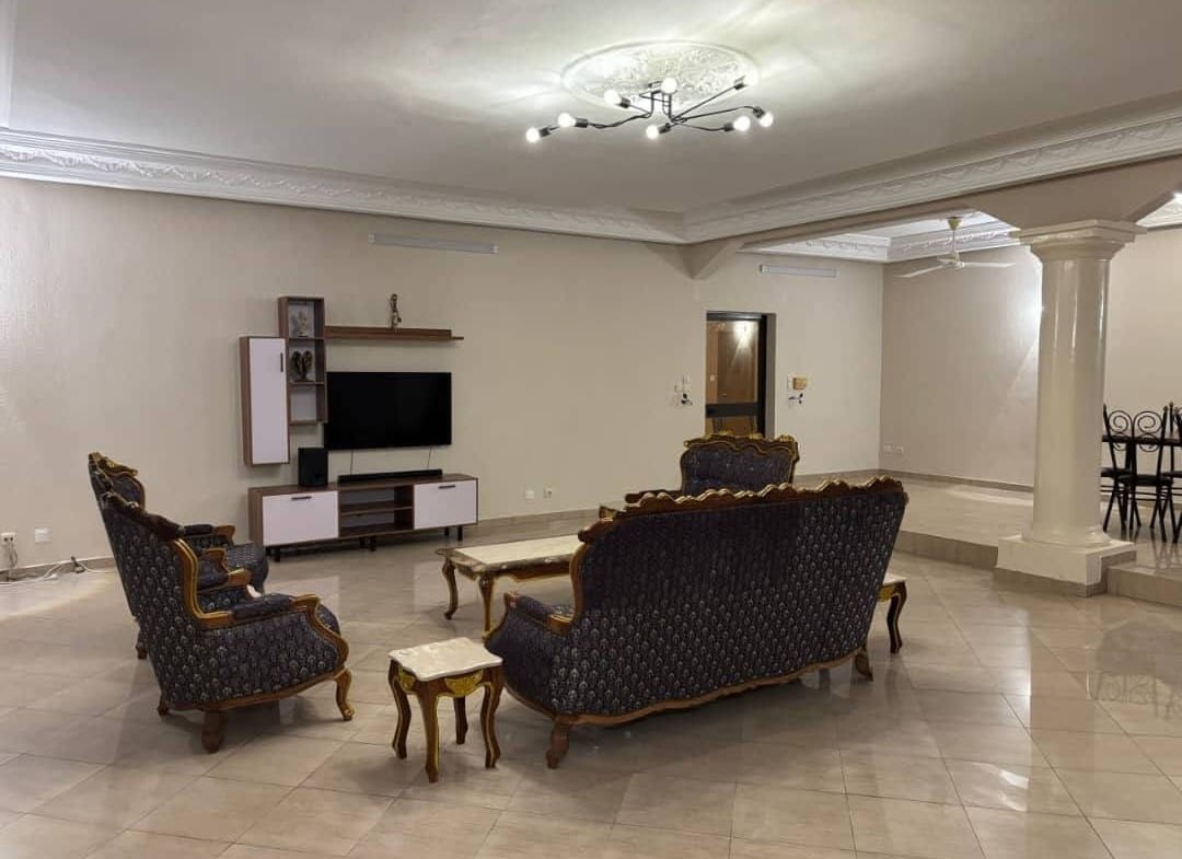Villa avec grand jardin et terrasse à Ouidah 4