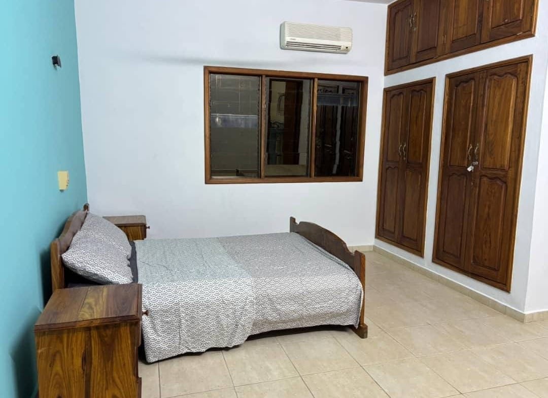 Villa avec grand jardin et terrasse à Ouidah 9