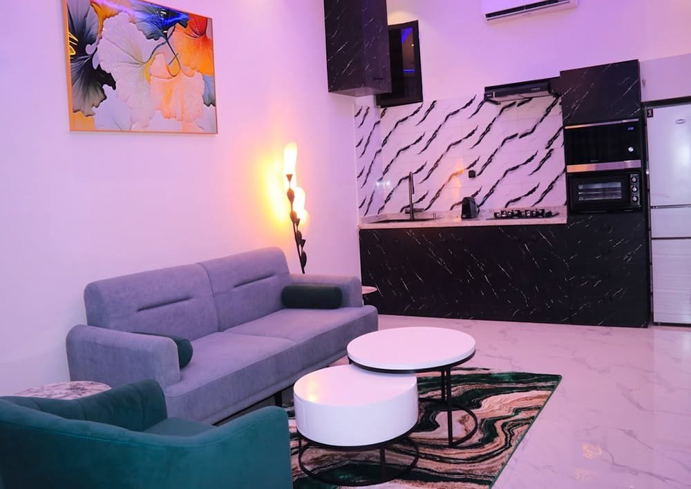 Villa avec piscine à vendre à Fidjrossè Houénoussou 5