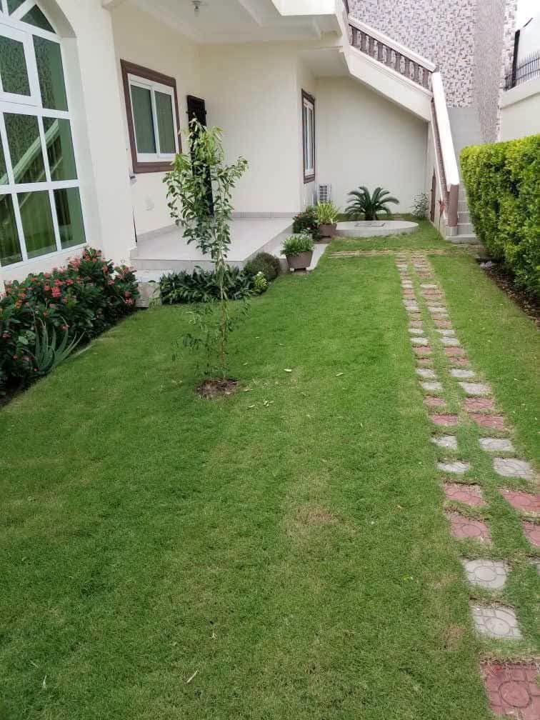 Villa de 3 chambres avec jardin à Fidjrossè 2