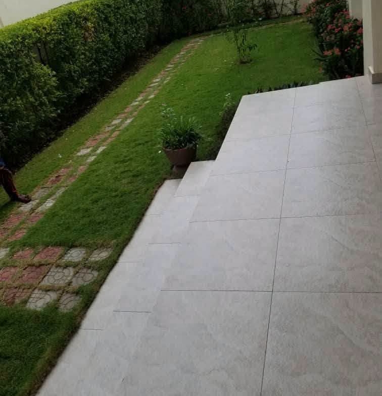 Villa de 3 chambres avec jardin à Fidjrossè 5