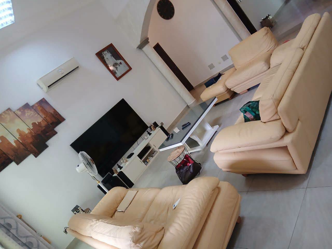 Villa de 3 chambres avec jardin à Fidjrossè 7