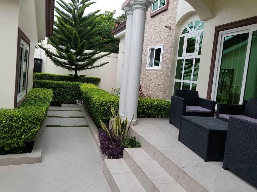 Villa de 3 chambres avec jardin à Fidjrossè