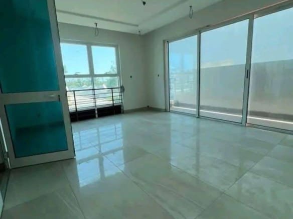 Villa de 5 chambres avec piscine à Akpakpa CEN SAD 2