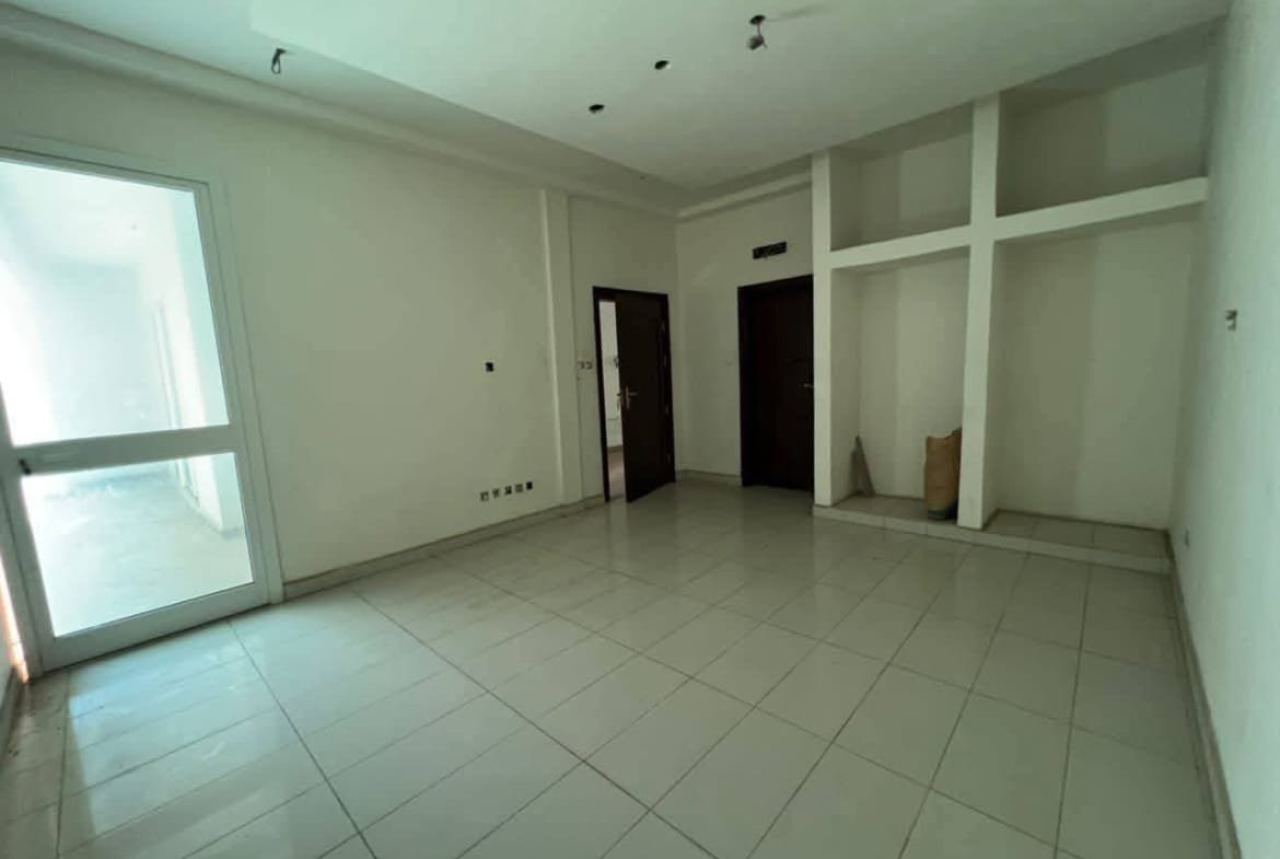 Villa de 5 chambres avec piscine à Akpakpa CEN SAD 3