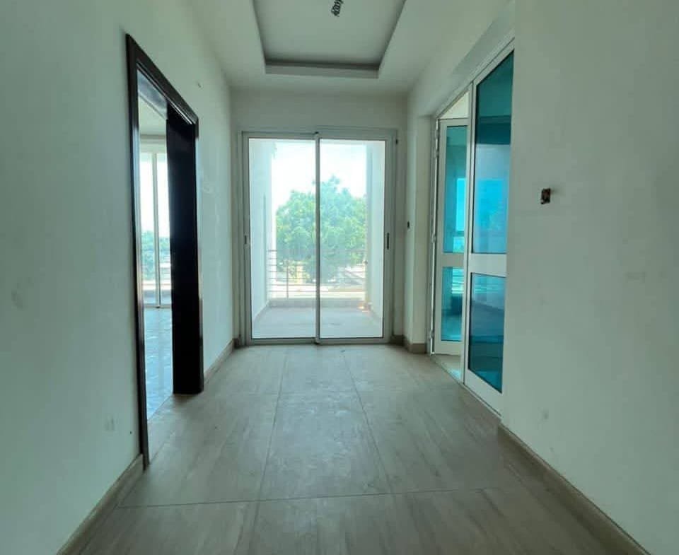 Villa de 5 chambres avec piscine à Akpakpa CEN SAD 4