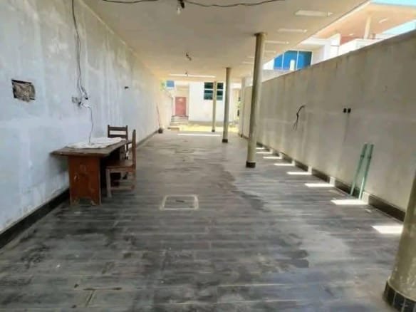 Villa de 5 chambres avec piscine à Akpakpa CEN SAD 6