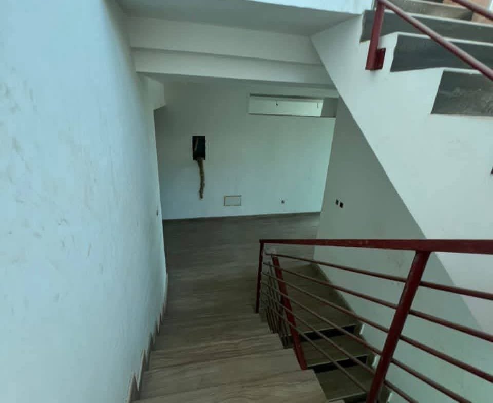 Villa de 5 chambres avec piscine à Akpakpa CEN SAD 8